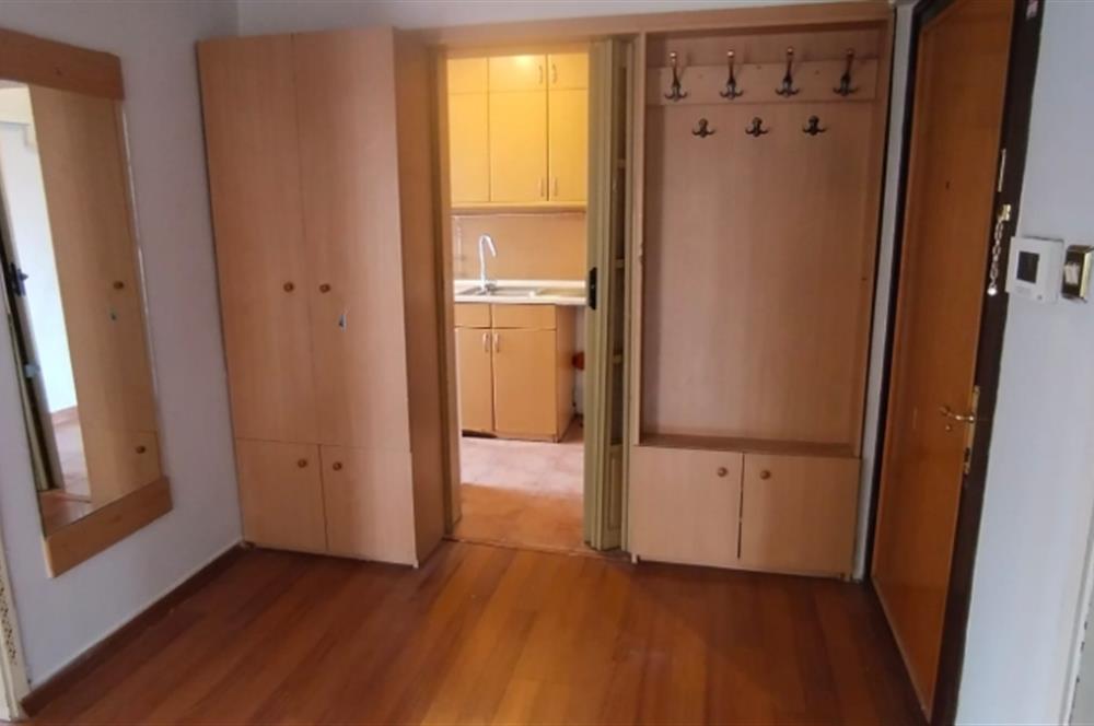 Sahrayıcedit Merkezde, Metronun Karşısında Satılık 3+1 Daire