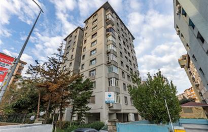 Sahrayıcedit Merkezde, Metronun Karşısında Satılık 3+1 Daire