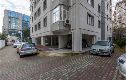 Sahrayıcedit Merkezde, Metronun Karşısında Satılık 3+1 Daire