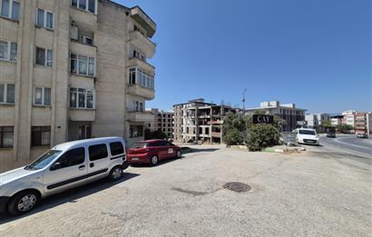C21 Cius: Manastır'da Ana Yola Cepheli Merkezi Konumda Daire