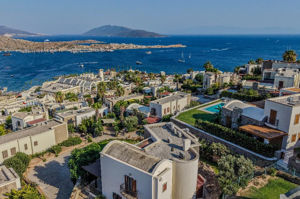 Bitez'de Site İçerisinde Satılık 3+1 Müstakil Villa