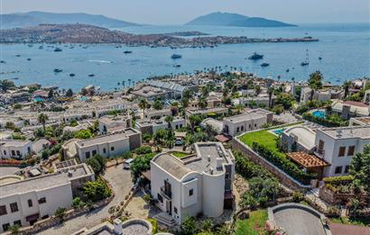 Bitez'de Site İçerisinde Satılık 3+1 Müstakil Villa
