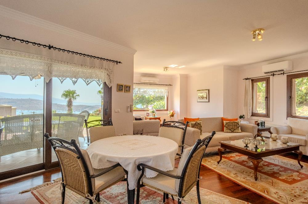 Bitez'de Site İçerisinde Satılık 3+1 Müstakil Villa