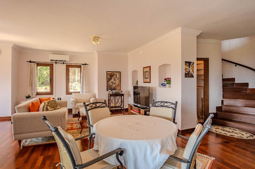 Bitez'de Site İçerisinde Satılık 3+1 Müstakil Villa