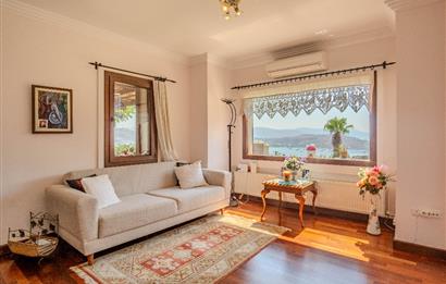 Bitez'de Site İçerisinde Satılık 3+1 Müstakil Villa
