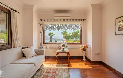 Bitez'de Site İçerisinde Satılık 3+1 Müstakil Villa