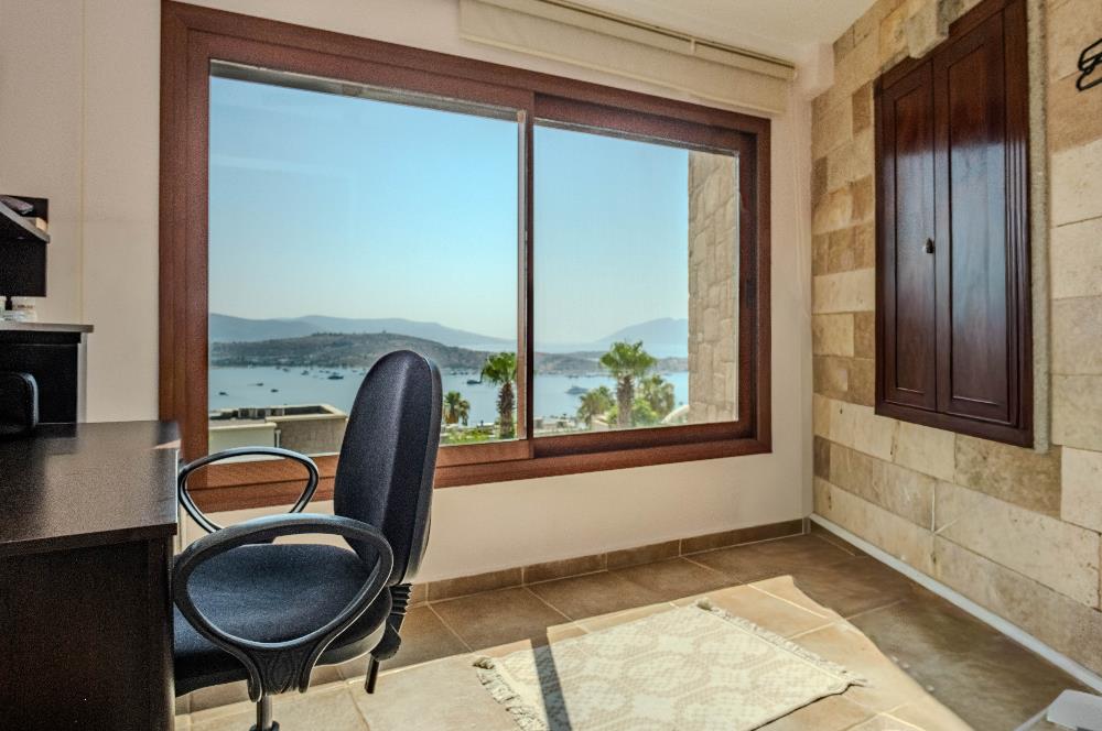 Bitez'de Site İçerisinde Satılık 3+1 Müstakil Villa