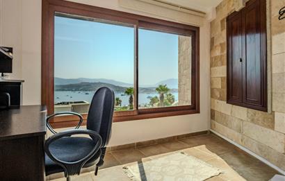 Bitez'de Site İçerisinde Satılık 3+1 Müstakil Villa