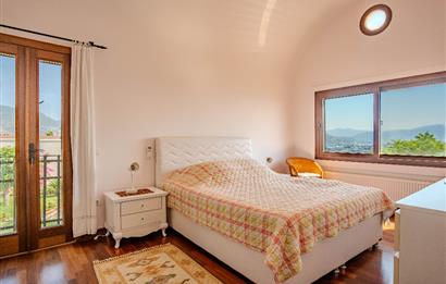Bitez'de Site İçerisinde Satılık 3+1 Müstakil Villa