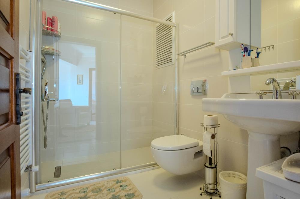 Bitez'de Site İçerisinde Satılık 3+1 Müstakil Villa