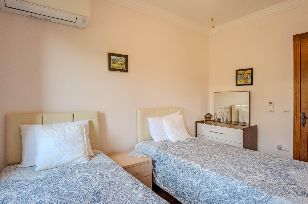 Bitez'de Site İçerisinde Satılık 3+1 Müstakil Villa
