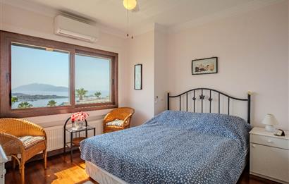 Bitez'de Site İçerisinde Satılık 3+1 Müstakil Villa