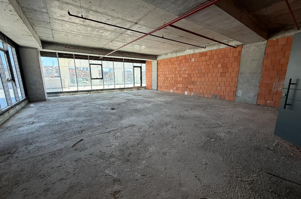 Seba Central Kiralık Ofis 131m2+538m2Teras(+134m2 Kapatılabilir)