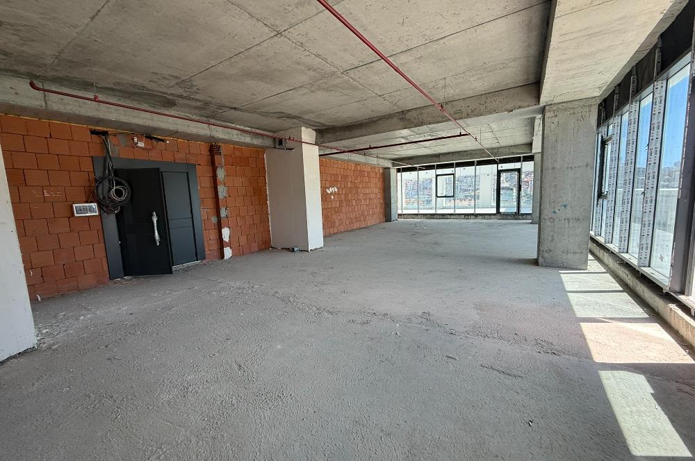 Seba Central Kiralık Ofis 131m2+538m2Teras(+134m2 Kapatılabilir)