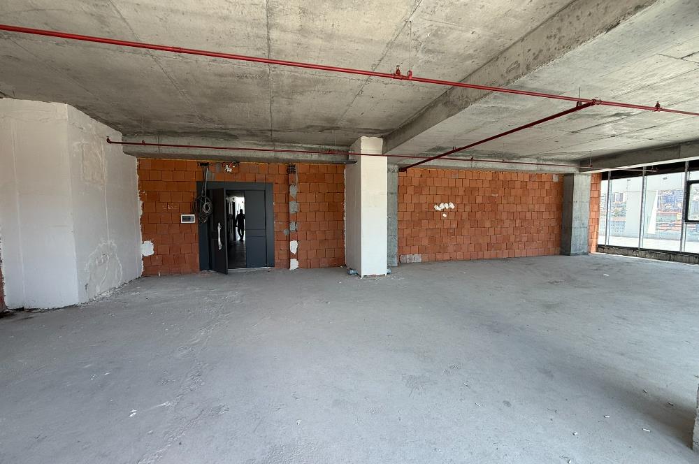 Seba Central Kiralık Ofis 131m2+538m2Teras(+134m2 Kapatılabilir)