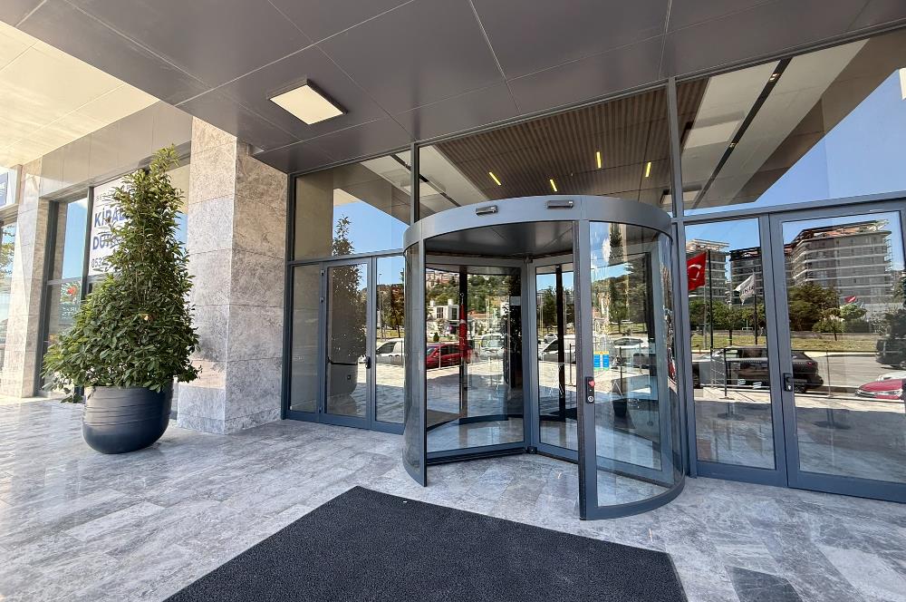 Seba Central Kiralık Ofis 131m2+538m2Teras(+134m2 Kapatılabilir)