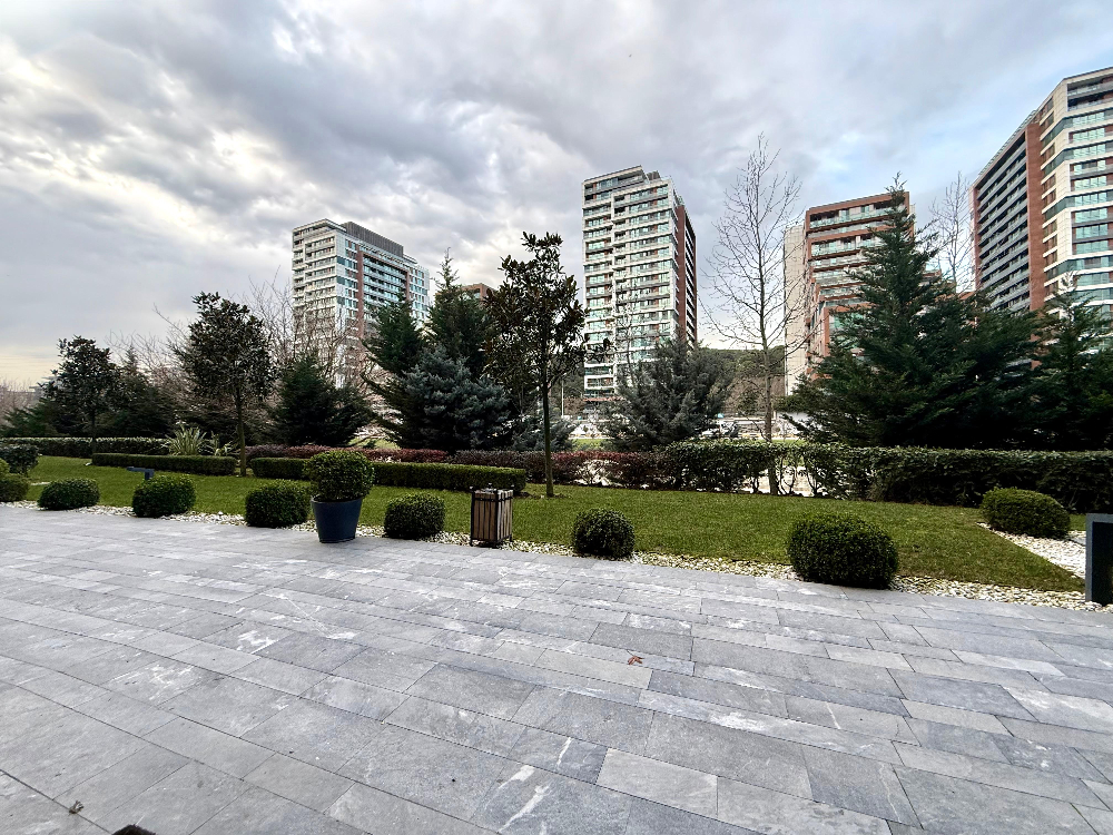 Vadistanbul Satılık Dükkan Banka Kiracılı 500m2 Porta Vadi