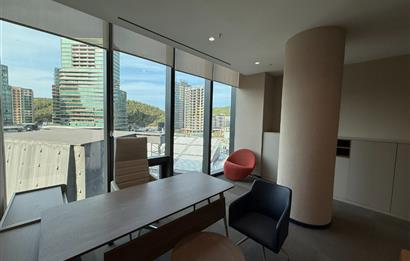 Vadistanbul'da 791m² Eşyalı, Teraslı Kiralık Ofis