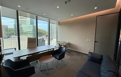 Vadistanbul'da 791m² Eşyalı, Teraslı Kiralık Ofis
