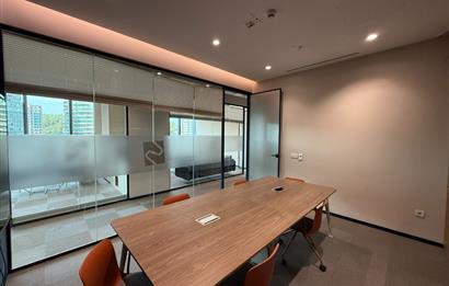 Vadistanbul'da 791m² Eşyalı, Teraslı Kiralık Ofis