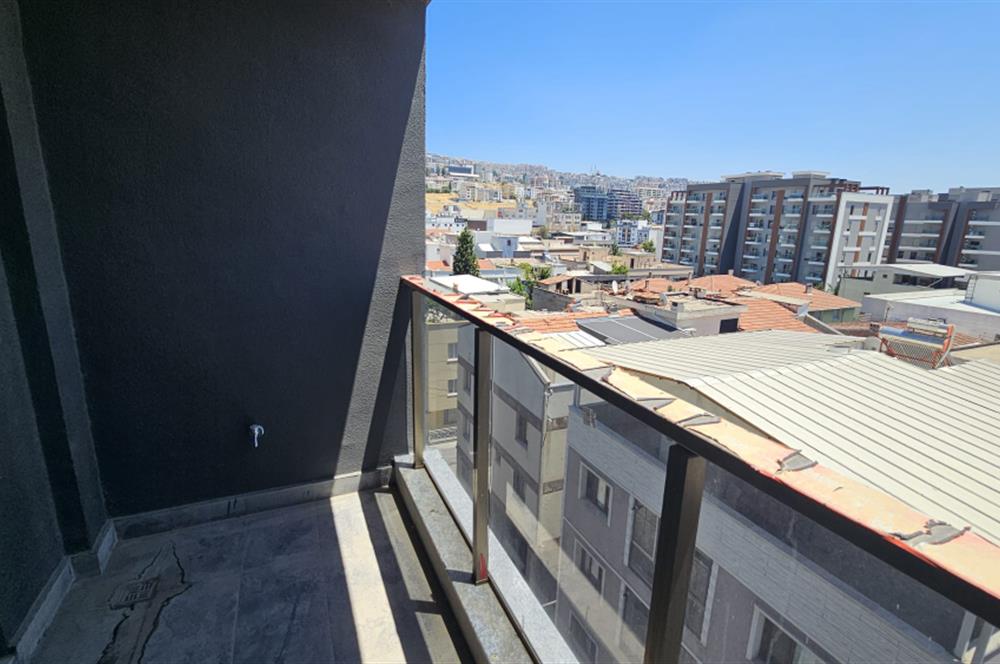 Çiğli/Balatçık Üniversite ve Hastaneye Yakın Kiralık 1+1 Daire