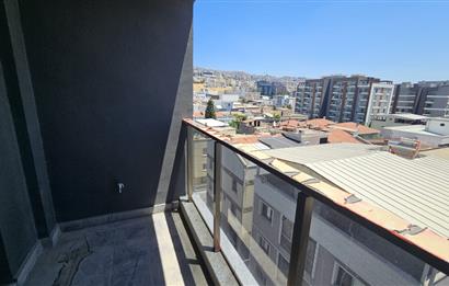 Çiğli/Balatçık Üniversite ve Hastaneye Yakın Kiralık 1+1 Daire