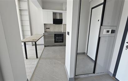 Çiğli/Balatçık Üniversite ve Hastaneye Yakın Kiralık 1+1 Daire