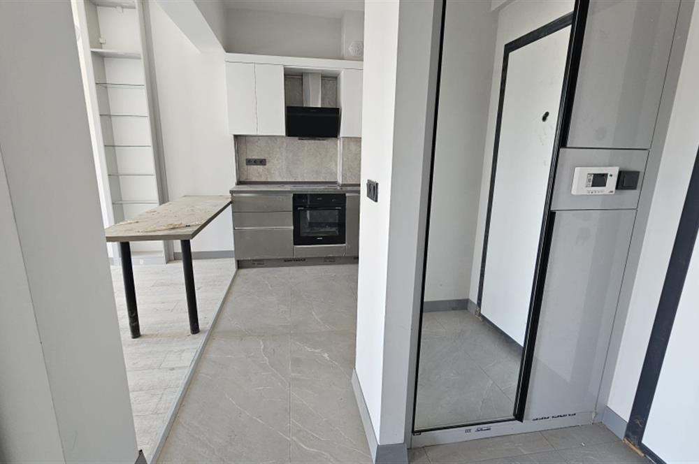 Çiğli/Balatçık Üniversite ve Hastaneye Yakın Kiralık 1+1 Daire