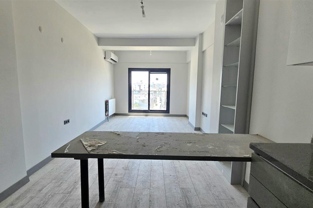 Çiğli/Balatçık Üniversite ve Hastaneye Yakın Kiralık 1+1 Daire