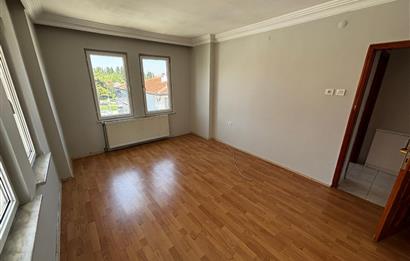 C21 BAL'dan DEVLET HASTANESİ YAKINI ARA KAT KİRALIK 2+1 DAİRE