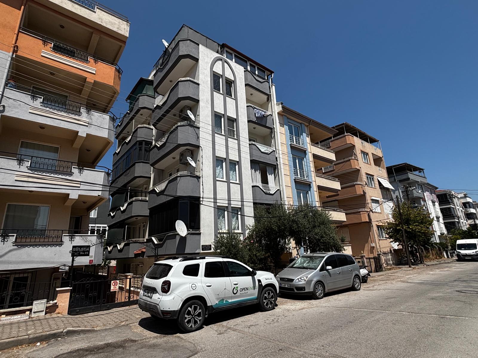 C21 BAL'dan DEVLET HASTANESİ YAKINI ARA KAT KİRALIK 2+1 DAİRE