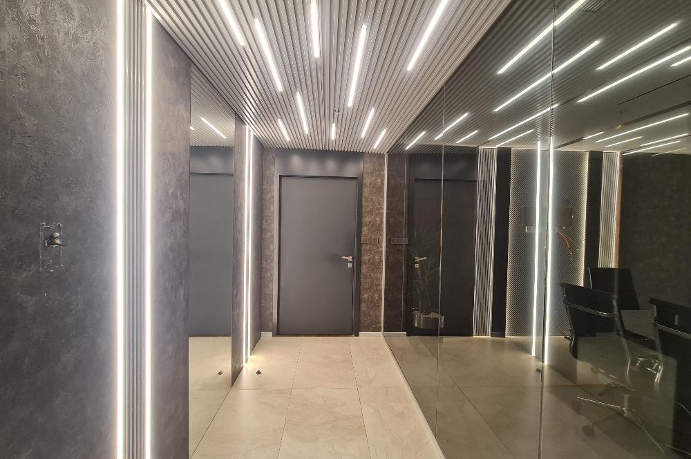 Skyland Kiralık Mobilyalı Teraslı Ofis 465m2 Vadistanbul Seba