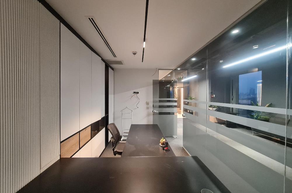 Skyland Kiralık Mobilyalı Teraslı Ofis 465m2 Vadistanbul Seba