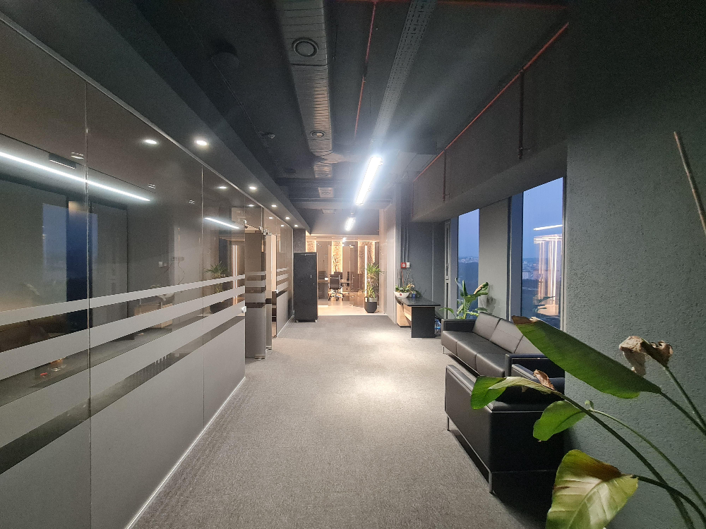 Skyland Kiralık Mobilyalı Teraslı Ofis 465m2 Vadistanbul Seba