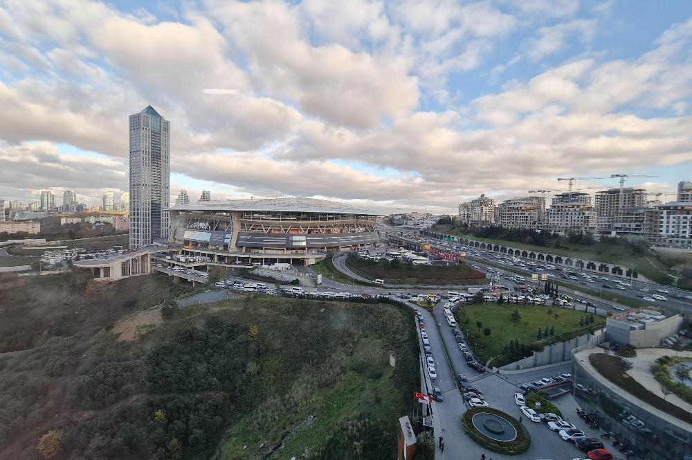 Skyland Kiralık Mobilyalı Teraslı Ofis 465m2 Vadistanbul Seba