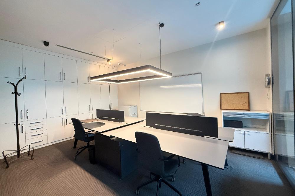Vadistanbul Kiralık Ofis 110m2 Mimari Tasarım Mobilyalı KDV'li