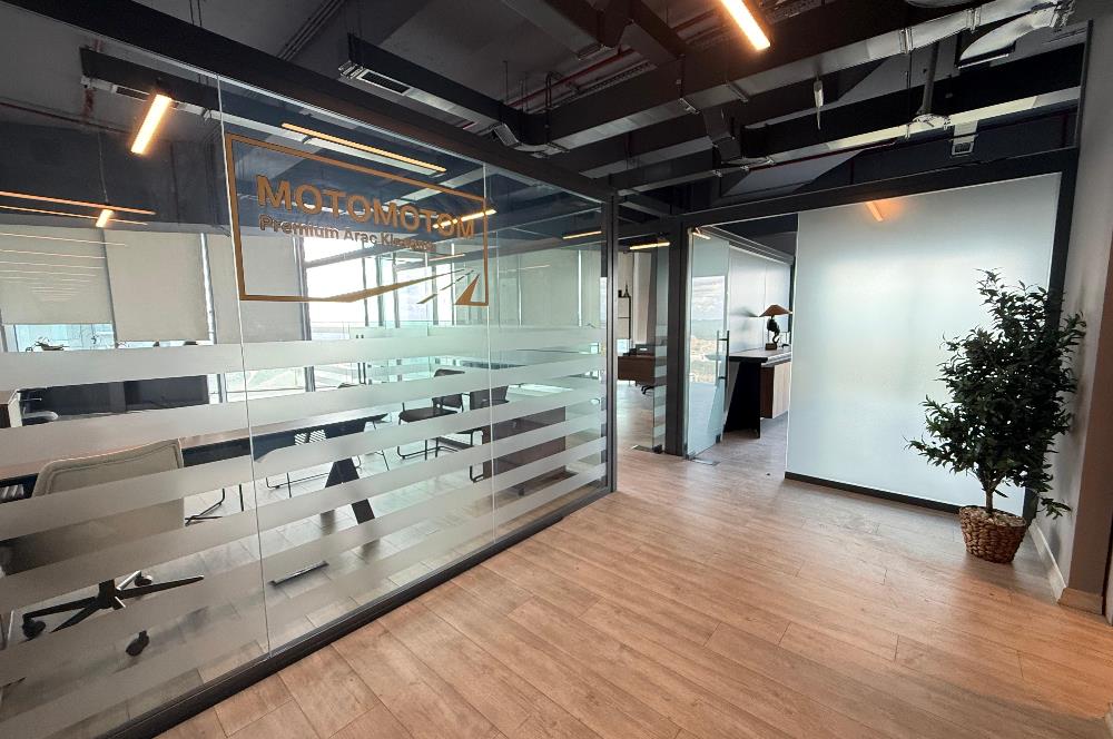 Skyland Satılık Ofis 225m² Boş Taşınmaya Hazır Teraslı