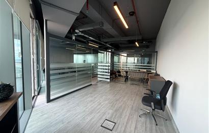 Skyland Satılık Ofis 225m² Boş Taşınmaya Hazır Teraslı