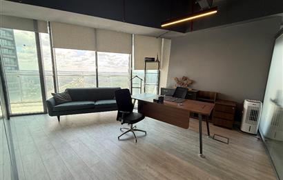 Skyland Satılık Ofis 225m² Boş Taşınmaya Hazır Teraslı