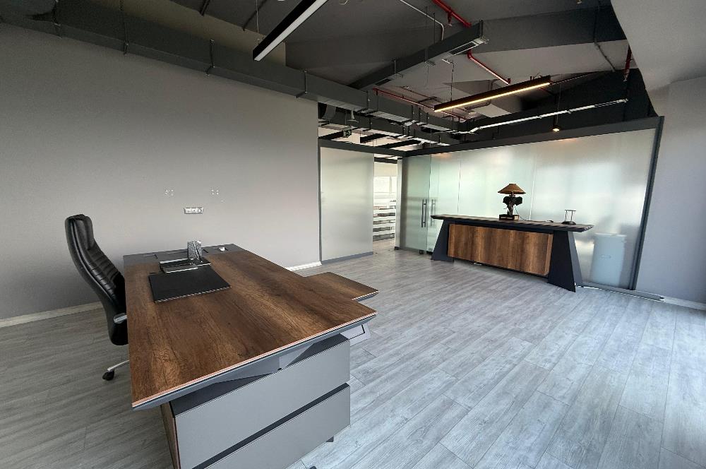 Skyland Satılık Ofis 225m² Boş Taşınmaya Hazır Teraslı