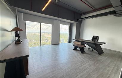 Skyland Satılık Ofis 225m² Boş Taşınmaya Hazır Teraslı
