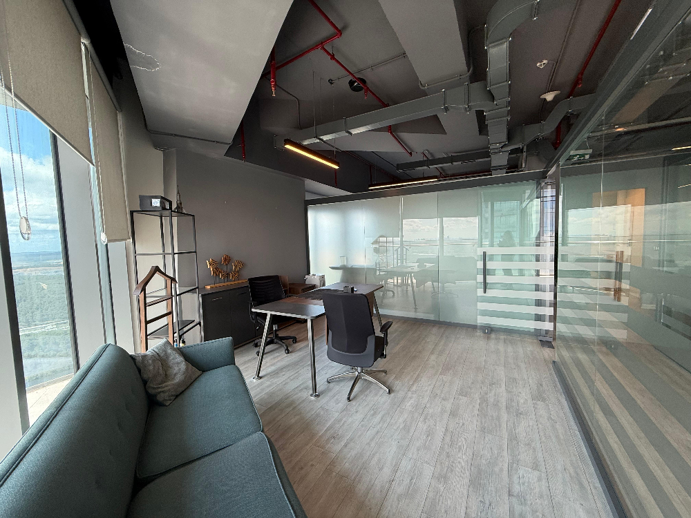 Skyland Satılık Ofis 225m² Boş Taşınmaya Hazır Teraslı