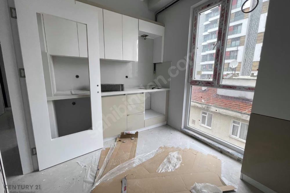 ERENKÖYDE MARMARAYA VE ULAŞIMA ÇOK YAKIN GENİŞ 2+1