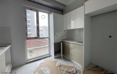 ERENKÖYDE MARMARAYA VE ULAŞIMA ÇOK YAKIN GENİŞ 2+1