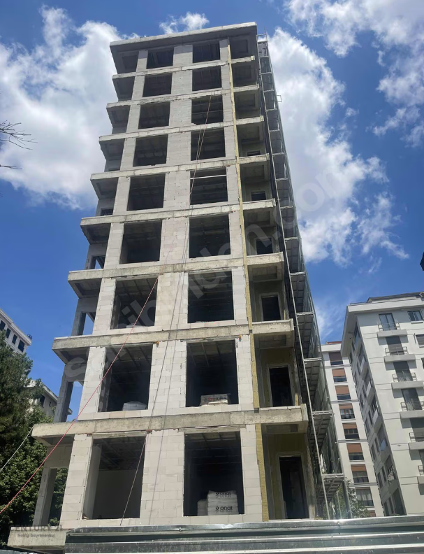 ERENKÖY DE ETHEMEFENDİYE VE MARMARAYA ÇOK YAKIN 2+1