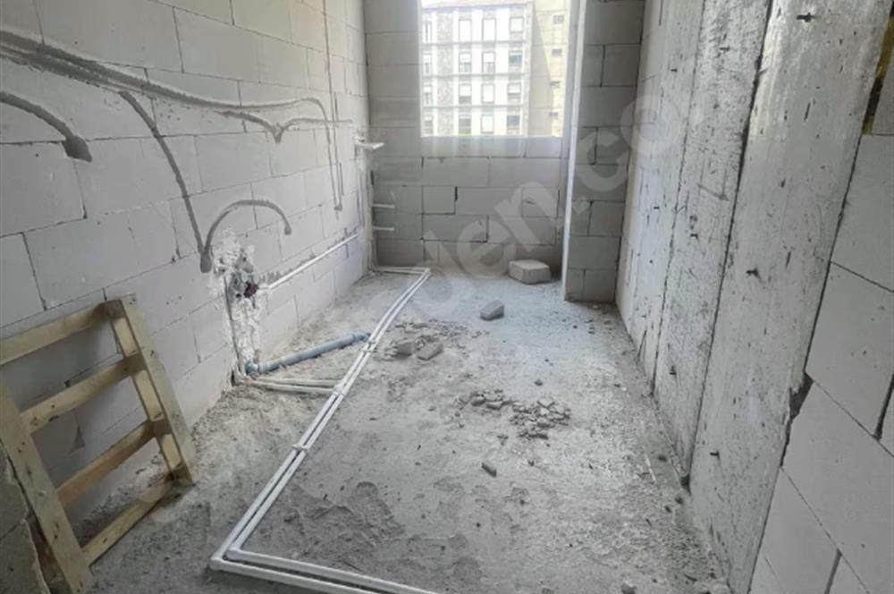 ERENKÖY DE ETHEMEFENDİYE VE MARMARAYA ÇOK YAKIN 2+1