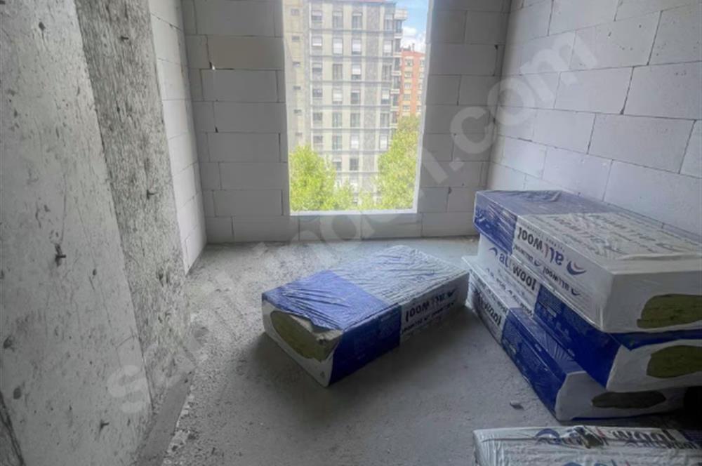 ERENKÖY DE ETHEMEFENDİYE VE MARMARAYA ÇOK YAKIN 2+1