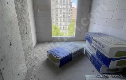 ERENKÖY DE ETHEMEFENDİYE VE MARMARAYA ÇOK YAKIN 2+1