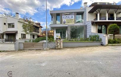 C21 LOFT'TAN ÇAMLIK'TA SIFIR PRESTİJLİ KOMPLE KİRALIK İŞ YERİ