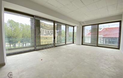 C21 LOFT'TAN ÇAMLIK'TA SIFIR PRESTİJLİ KOMPLE KİRALIK İŞ YERİ